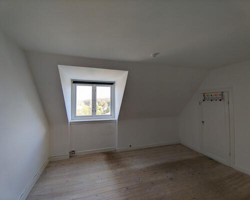 Hyggeligt værelse i bofællesskab på Skovvangsvej