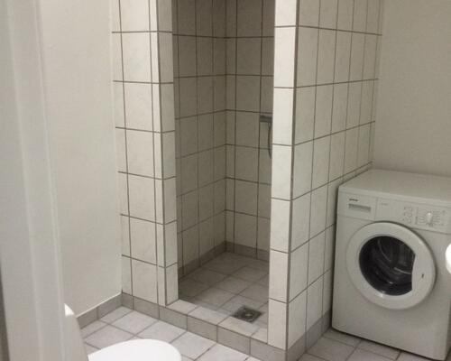 2 vær. lejl. på Mellemgade