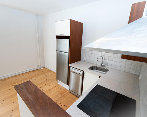 Moderne 2 værelses lejlighed med lys og luft i Aalborg