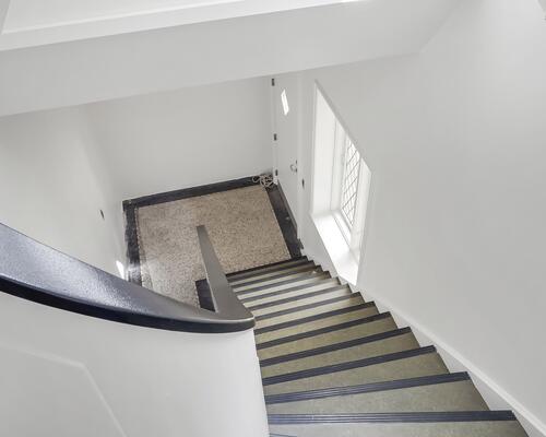 Skøn lys 3 værelses lejlighed