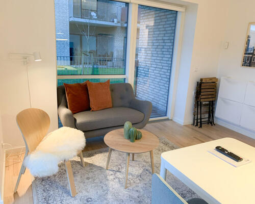 Lækker møbleret 2-værelses lejlighed tæt på universitetet