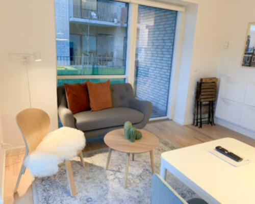 Lækker møbleret 2-værelses lejlighed tæt på universitetet