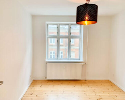 Dejlig 3-værelses lejlighed med altan