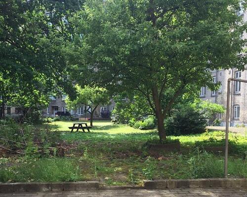 Hyggelig og delevenlig 2 værelses lejlighed