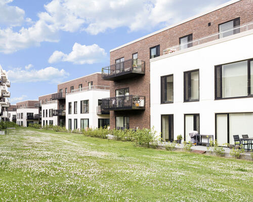 Stor 2-værelses tæt på Riis Skov