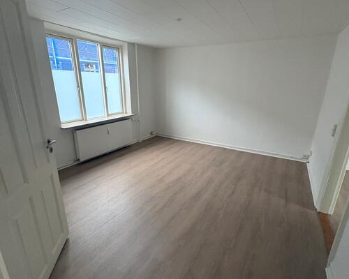 Flot nyistandsat 2. værelses lejlighed