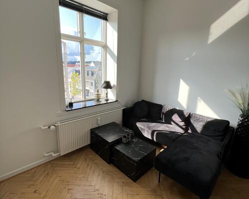 Hyggelig 2. værelses lejlighed i centrum