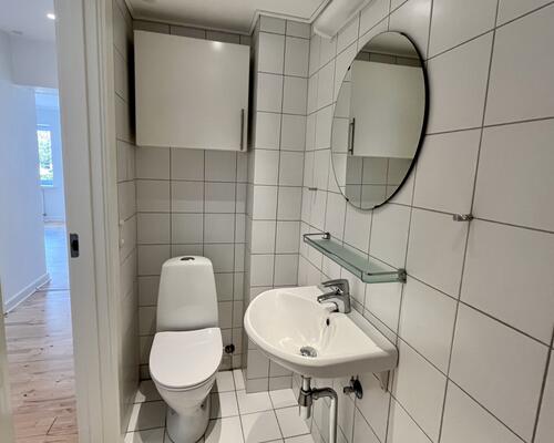 Lys og indbydende 2 værelses lejlighed i Aalborg