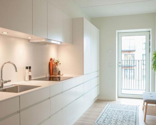 Lys 2-værelses lejlighed i Asani Haven