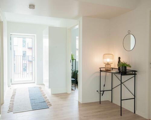 Lys 2-værelses lejlighed i Asani Haven