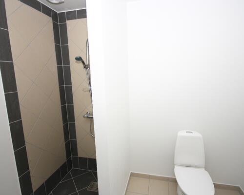 DEJLIG LEJLIGHED - MED PRIVAT HAVE