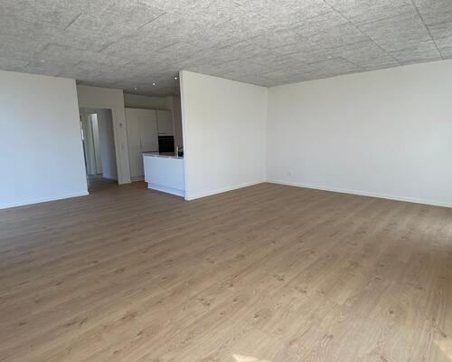 VELKOMMEN TIL RØLLIKEVEJ - NYBYGGET, ENERGIVENLIGE OG MODERNE RÆKKEHUSE TIL LEJE I ARNBJERG.