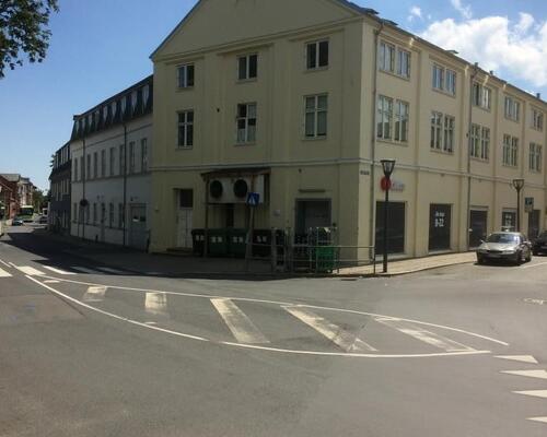 Hyggelig lejlighed i 2 plan midt i Nyborg...