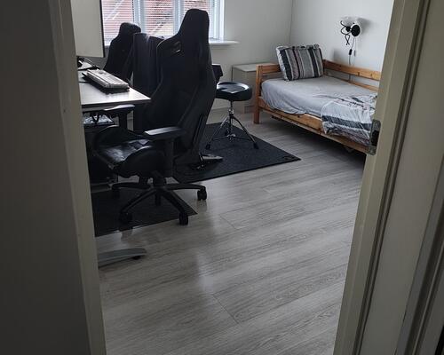 Regulær 2. værelses lejlighed med god placering