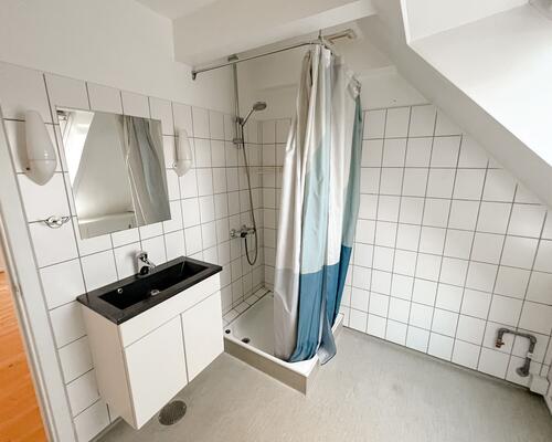 Skøn 4-værelses lejlighed i Viby