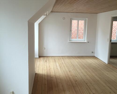 4 værelses lejlighed i Løsning