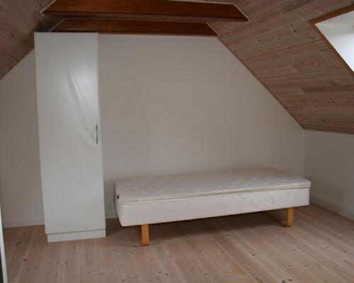 11 m2 værelse i Karup J