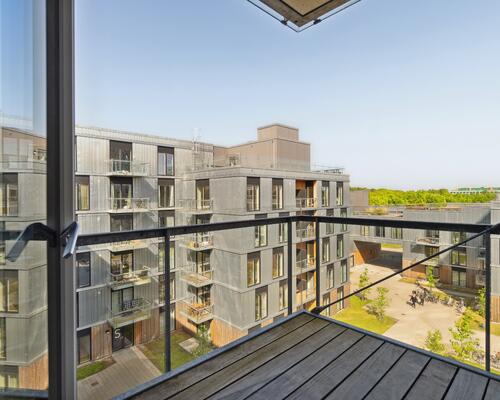 Penthouse på 5. sal - delevenlig