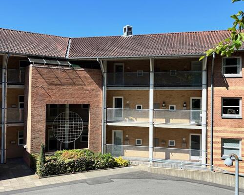 Sønder Allé 5, st. dør 1