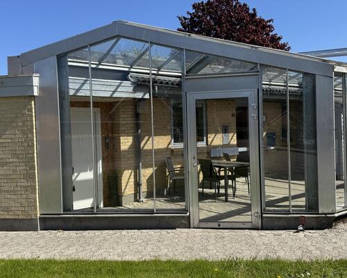 Rosengårdsvej 1, Oue