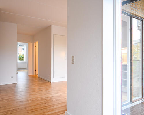 Dejlig lejlighed centralt i Hørsholm i ejendom fra 2005