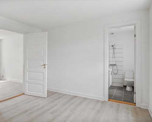 Moderne lejlighed i rolige omgivelser