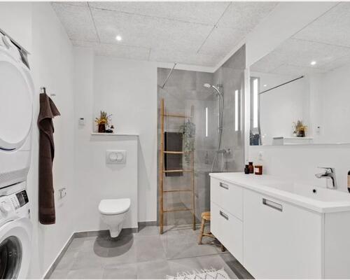 Hyggelig 3 værelses lejlighed i Kornparken med altan.