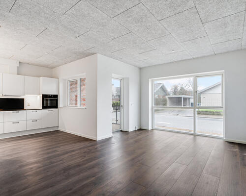 Attraktiv stuelejlighed med altan, terrasse og direkte adgang til lækre fællesarealer 😍<br>