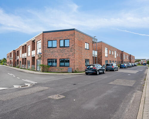 Attraktiv stuelejlighed med altan, terrasse og direkte adgang til lækre fællesarealer 😍<br>