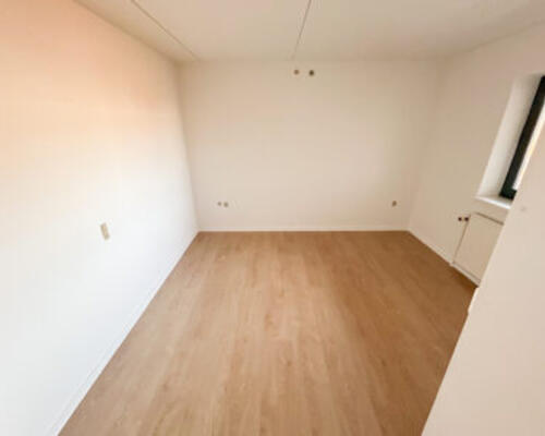 Lys og dejlig 2-værelses lejlighed med terrasse