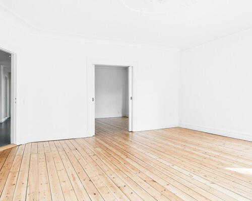 Rigtig lækker central lejlighed med sydvendt altan – Kan anvendes som delelejlighed for 3