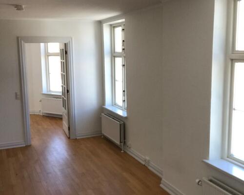 2v lejlighed i centrum, Algade. Tæt på havn og skov.