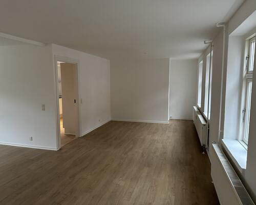 Nyistandsat 4 vær. i midtbyen.