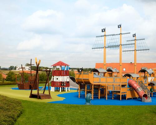 3-værelses bolig med altan i skønne omgivelser