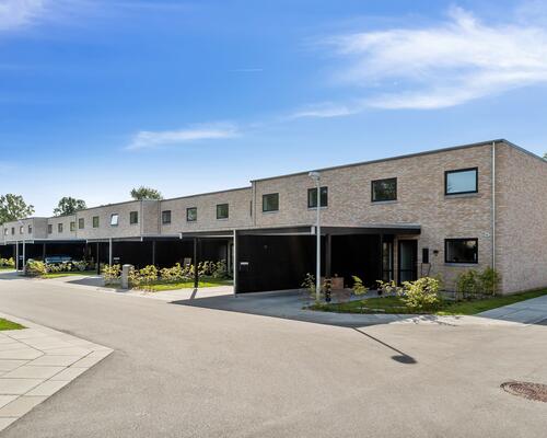 Lækkert 2 plans rækkehus med god rumfordeling.