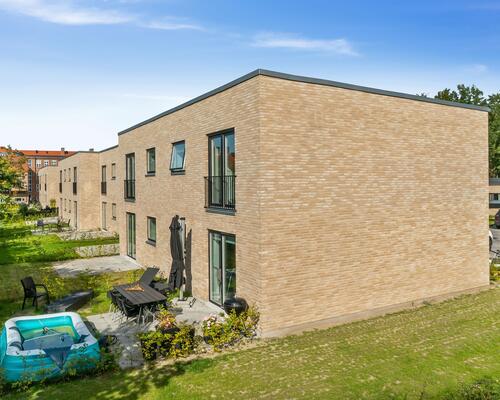 Lækkert 2 plans rækkehus med god rumfordeling.