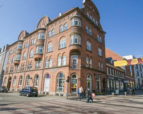 Stor 2 værelses lejlighed med smuk udsigt