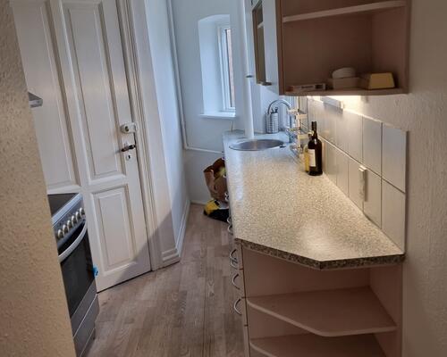 Delevenlig - Tæt på banegården