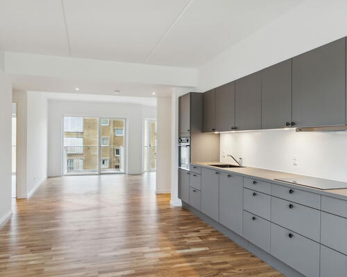 Fløjhusene - Bygning E - Stor og lys 5-værelses lejlighed i høj kvalitet med altan og plads til hele familien