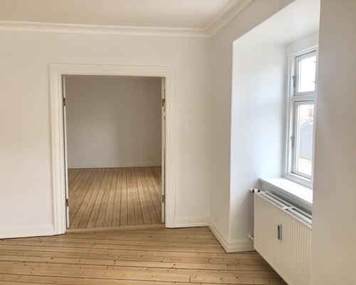 4 værelses lejlighed i Aalborg
