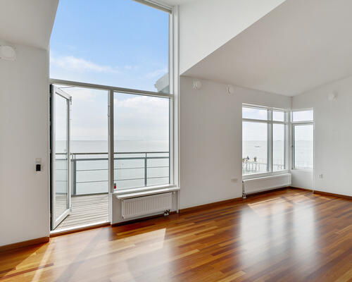 Skøn 3-værelses lejlighed ud til vandet i Skodsborg