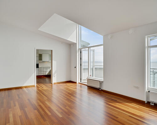 Skøn 3-værelses lejlighed ud til vandet i Skodsborg