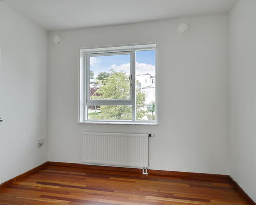 Skøn 3-værelses lejlighed ud til vandet i Skodsborg