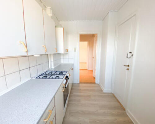 Dejlig 2-værelses lejlighed med altan