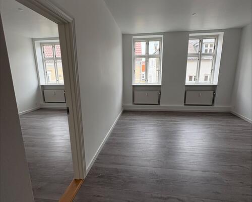 Skøn Nyere renoveret lejlighed