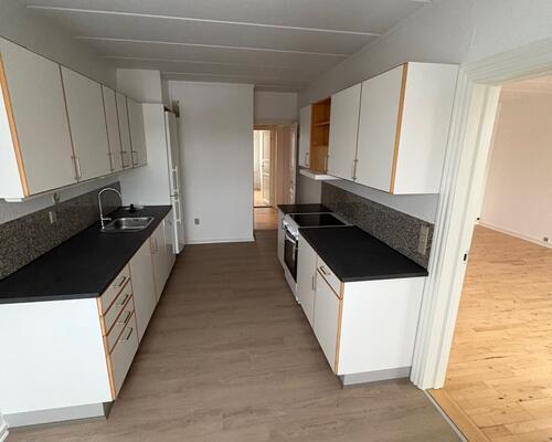 Nydelig 3. værelses lejlighed med altan