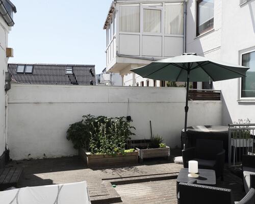 Hyggeligt byhus i Nørresundby - husdyr tilladt