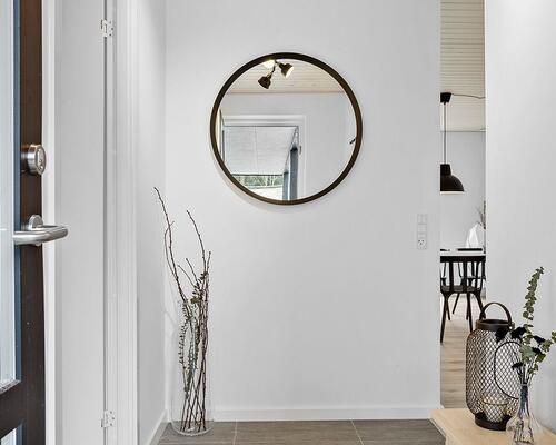 Lækkert 2 plans rækkehus med god rumfordeling.