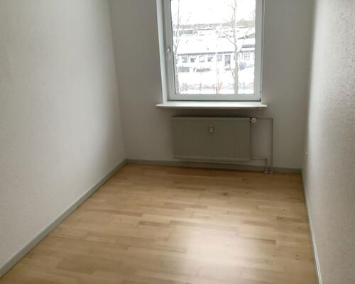 Lys 2-værelses med altan og parkering – velholdt og indflytningsklar