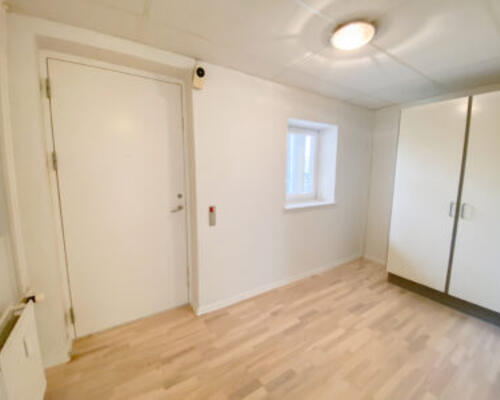 Rummelig 2-værelses lejlighed i Nørresundby